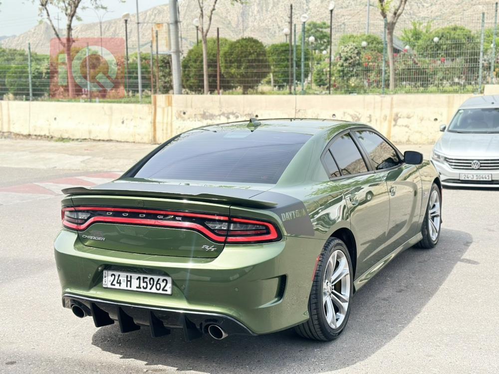 دۆج چارجەر